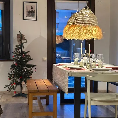 Cozy 3 Bedroom With Garden & Private Parking * Vielha